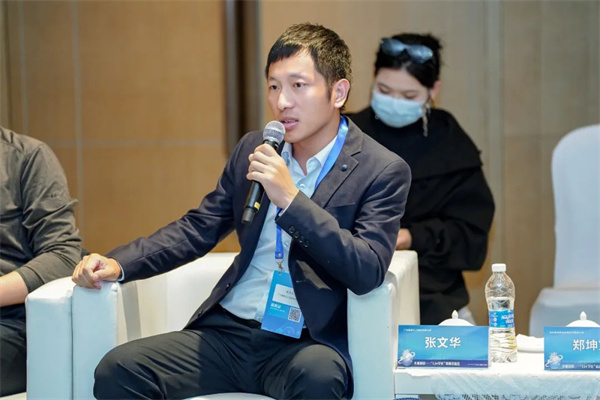 “Li+學社”高端對話：警惕全球化機遇下，鋰電企業的出海挑戰和技術迭代風險