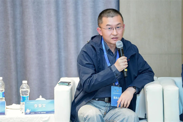 “Li+學社”高端對話：警惕全球化機遇下，鋰電企業的出海挑戰和技術迭代風險